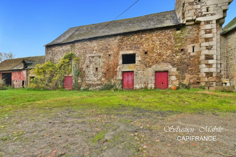 Corps de ferme - 190 m² - 10 pièces