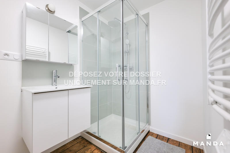 Chambre - 10 m² - 5 pièces