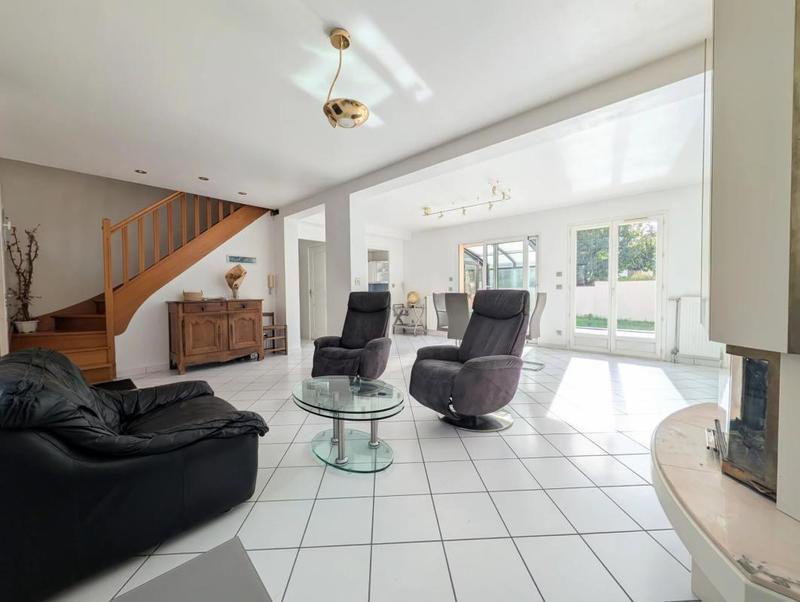 Maison - 120 m² - 6 pièces