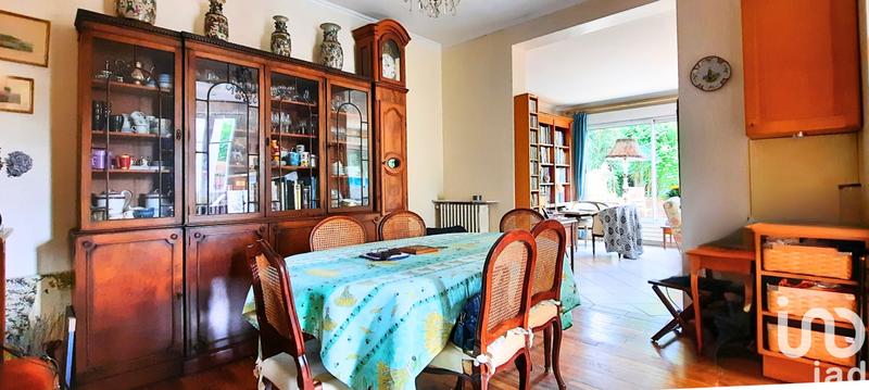 Maison - 180 m² - 7 pièces