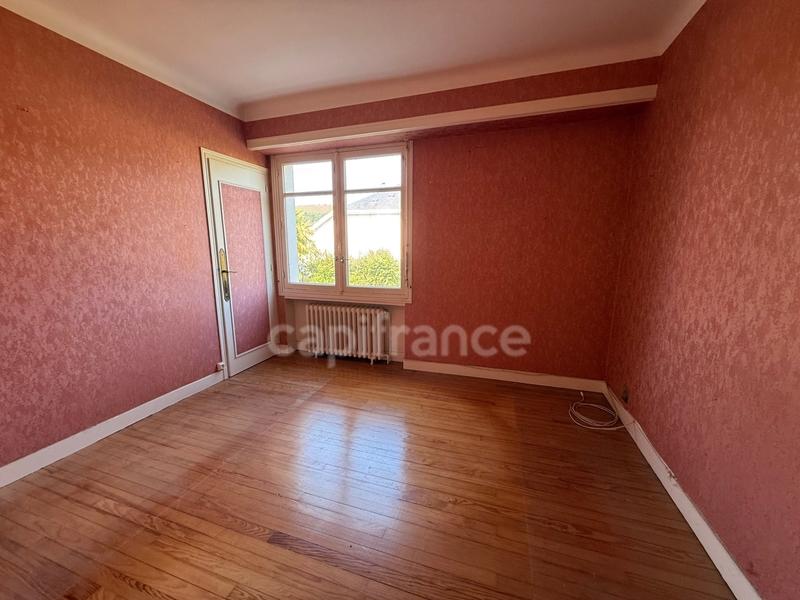 Maison - 167 m² - 7 pièces