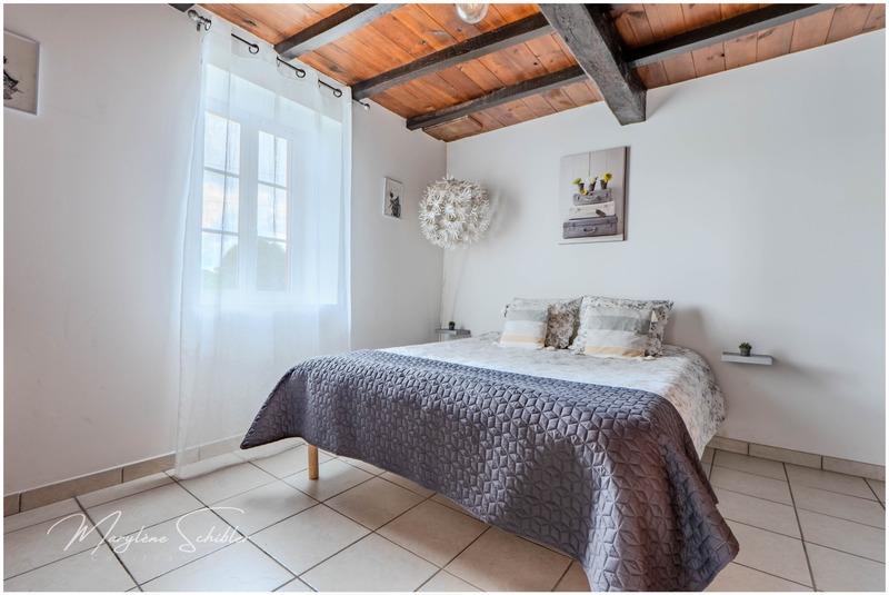 Maison - 250 m² - 8 pièces