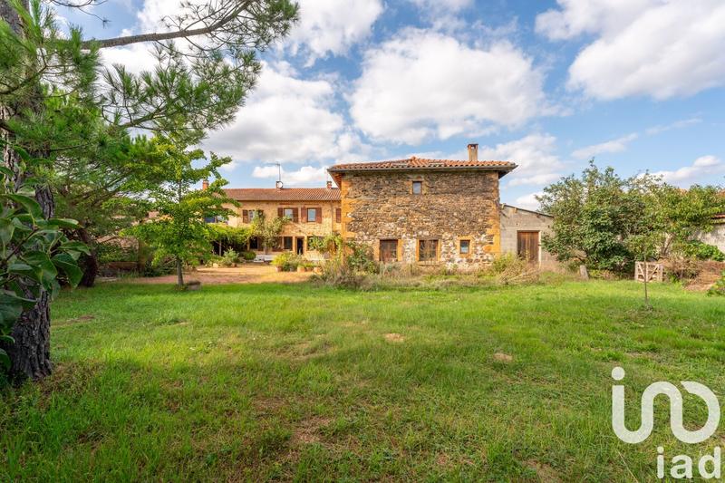 Maison - 265 m² - 9 pièces