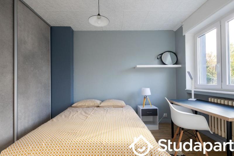 Chambre - 10 m² - 1 pièce