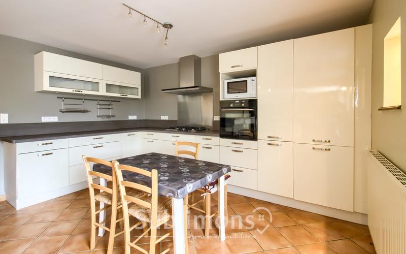 Maison ancienne - 235 m² - 7 pièces