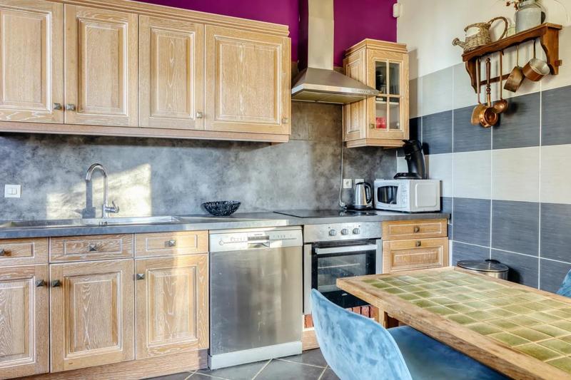 Maison - 190 m² - 7 pièces