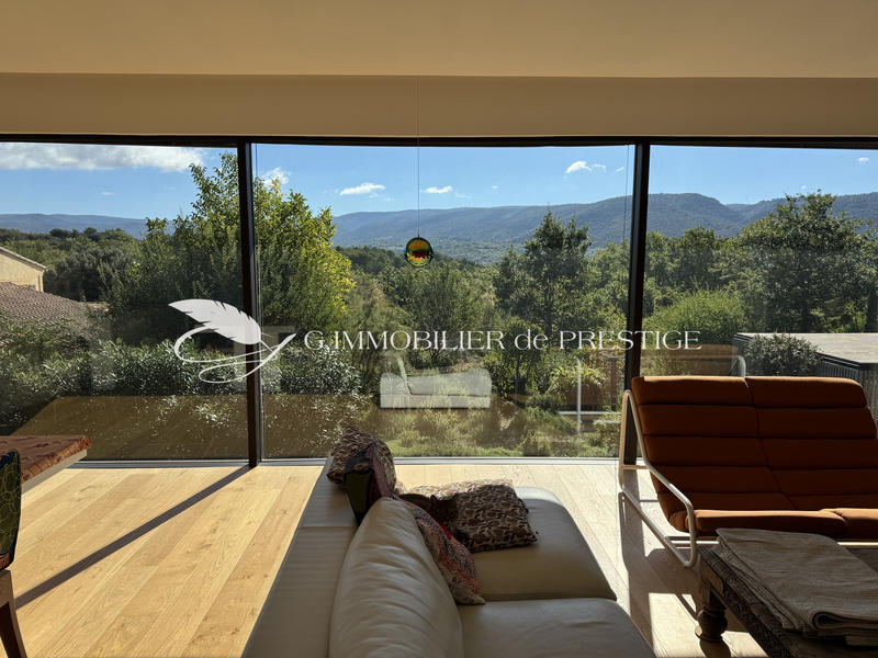 Villa - 200 m² - 5 pièces