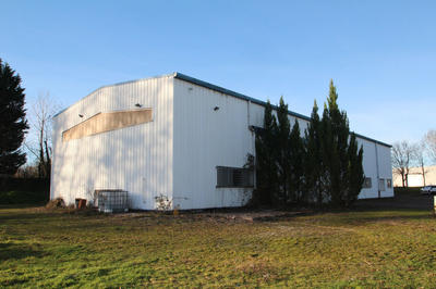 Local d'activité / Entrepôt - 576 m²