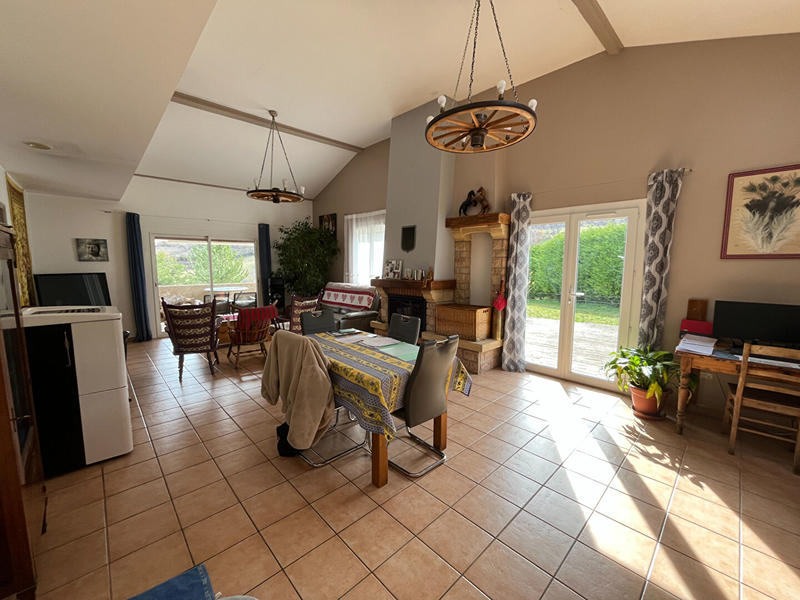 Maison - 150 m² - 5 pièces