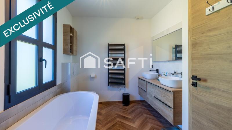 Villa - 240 m² - 5 pièces