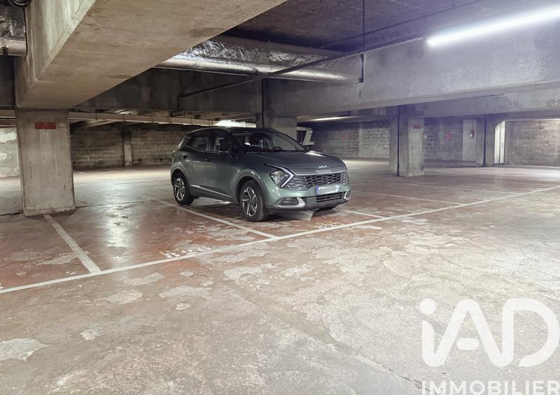 Parking - 12 m²