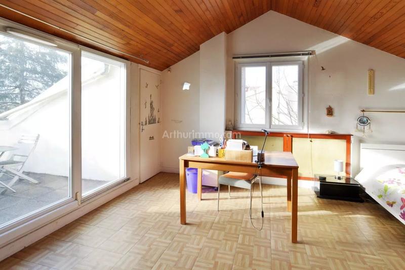 Maison - 165 m² - 8 pièces