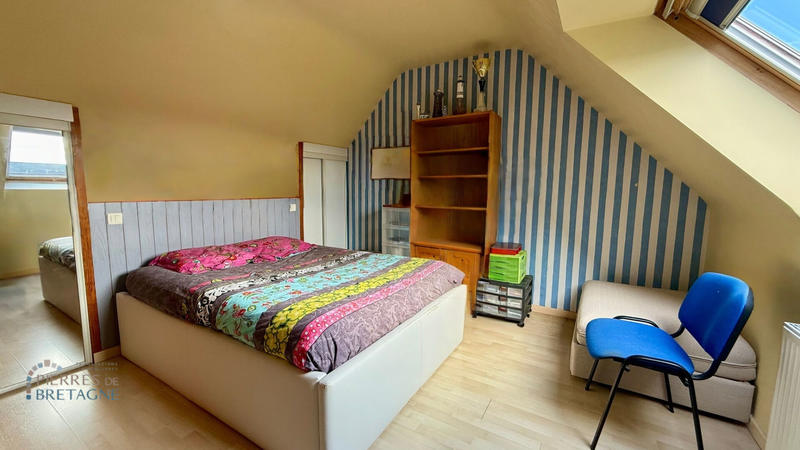 Maison - 121 m² - 6 pièces