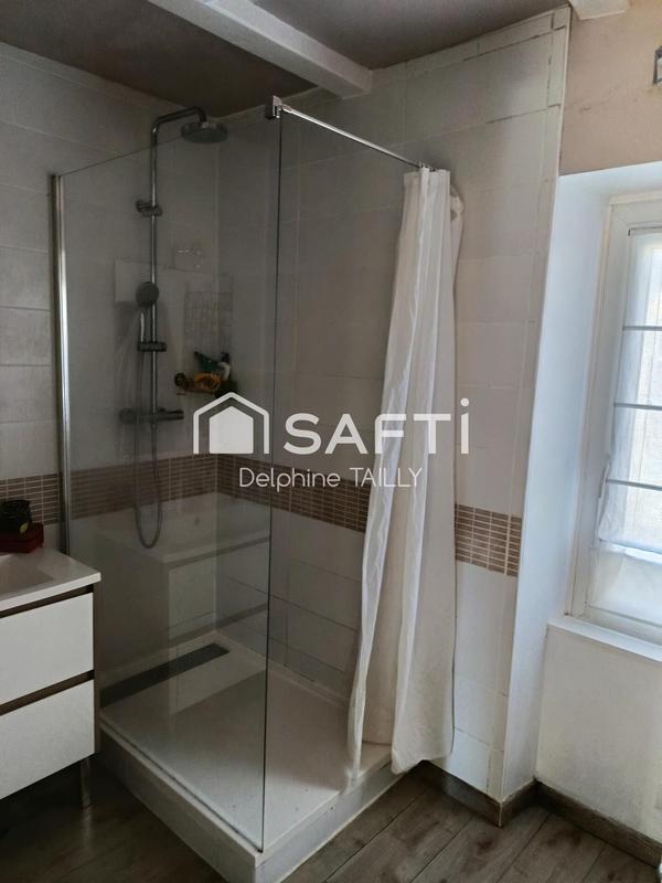 Maison - 159 m² - 8 pièces