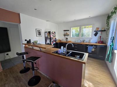 Maison - 85 m² - 4 pièces