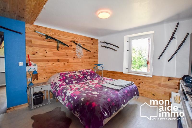 Maison - 104 m² - 5 pièces