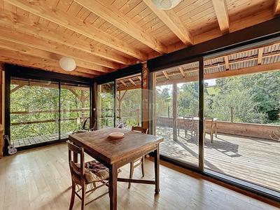 Maison - 157 m² - 10 pièces