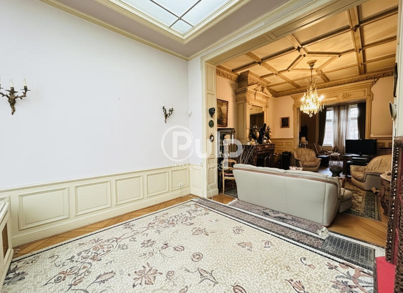 Maison de maîtres - 294 m² - 8 pièces