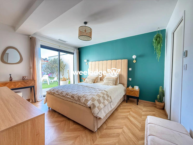 Maison contemporaine - 197 m² - 6 pièces