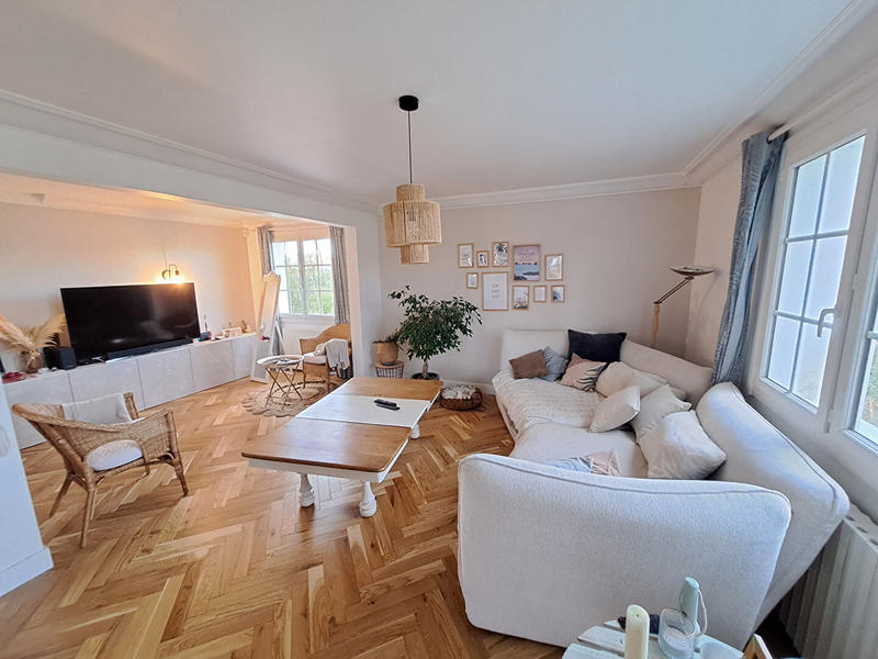 Maison - 200 m² - 7 pièces