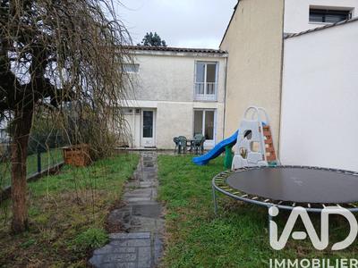 Maison - 103 m² - 5 pièces