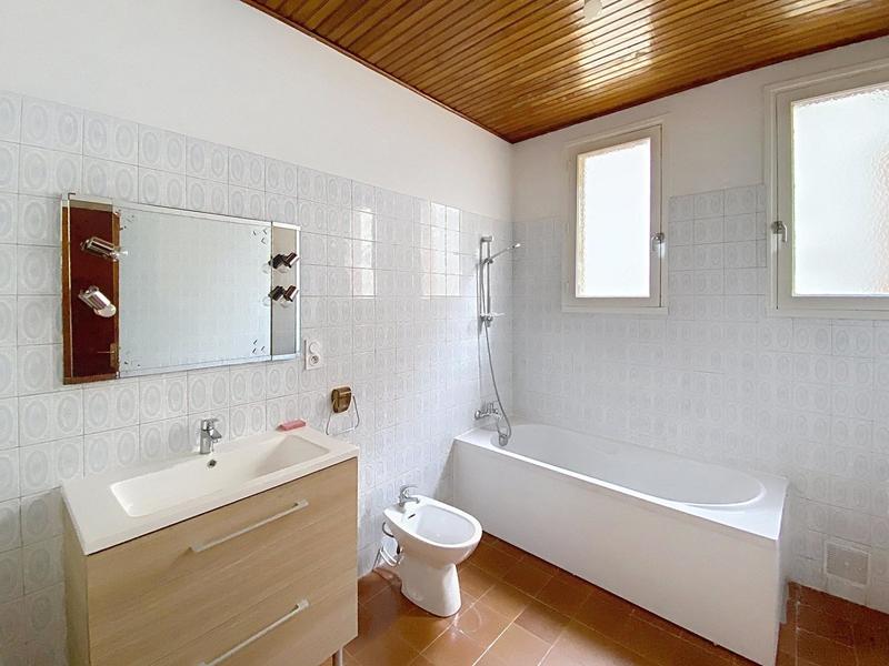 Maison - 151 m² - 7 pièces