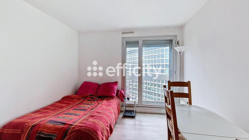 Appartement - 90 m² - 4 pièces