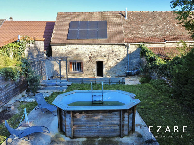 Maison - 231 m² - 8 pièces