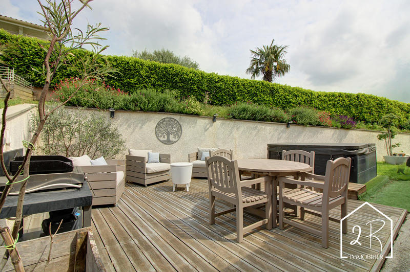 Maison - 145 m² - 6 pièces