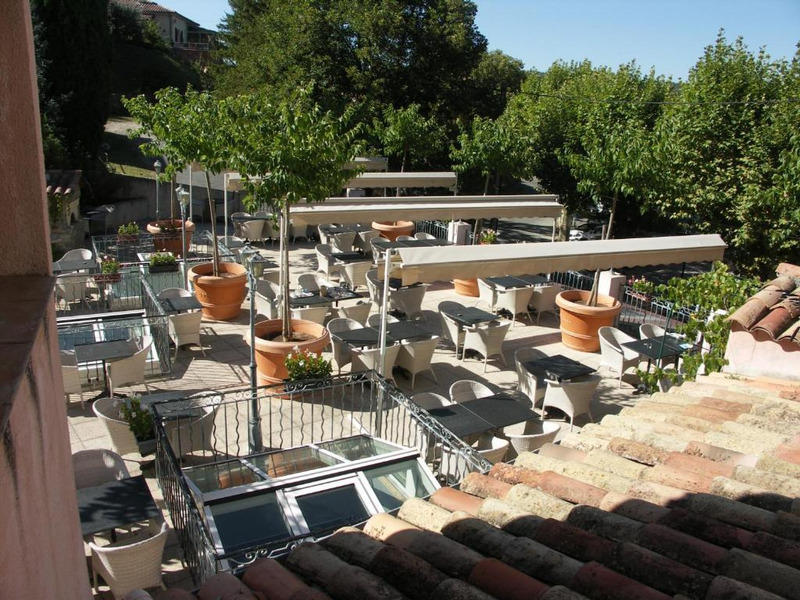 Fonds de commerce - 1 525 m²