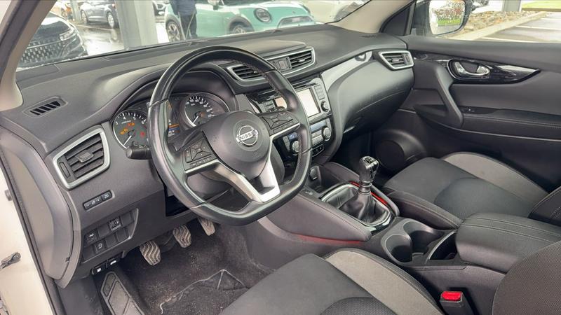 Nissan Qashqai II 1.3 Dig-T 140 n-Connecta