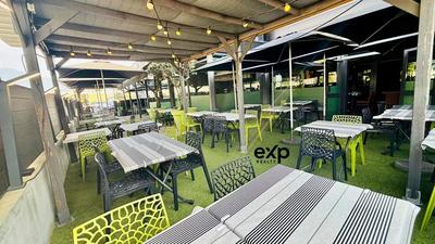 Fonds de commerce - 300 m²