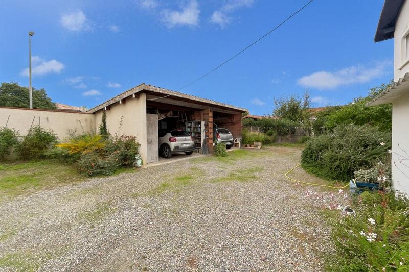 Appartement - 127 m² - 6 pièces