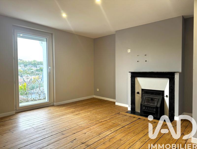 Maison - 202 m² - 6 pièces