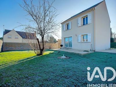 Maison - 80 m² - 5 pièces