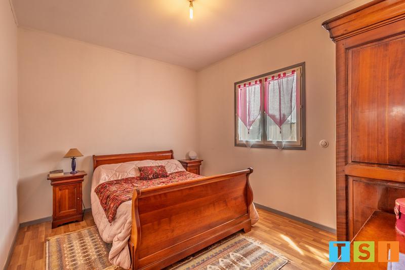 Maison - 200 m² - 5 pièces