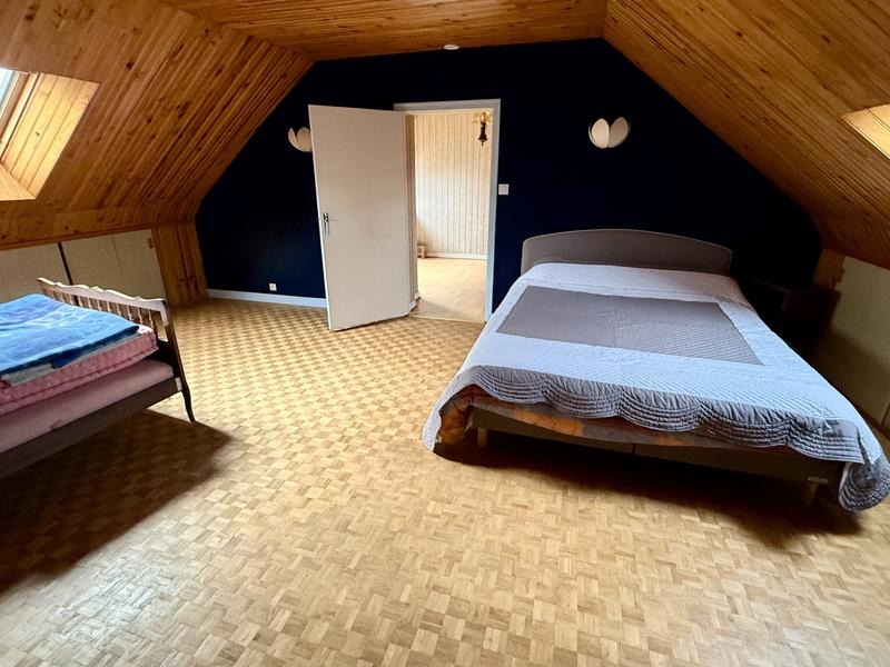 Maison - 128 m² - 7 pièces