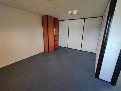 Bureau - 75 m² - 3 pièces