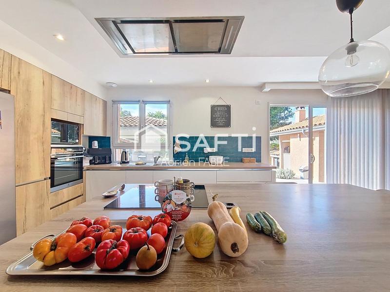 Maison - 140 m² - 5 pièces