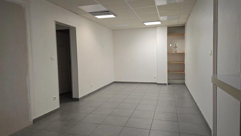 Appartement - 87 m² - 5 pièces