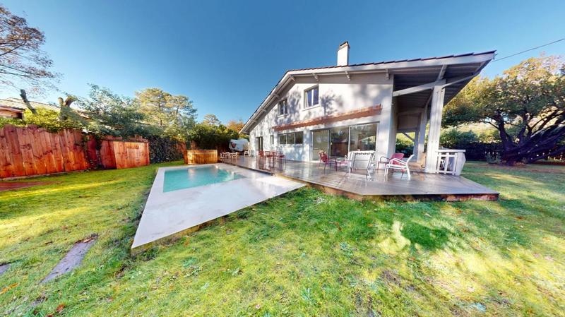 Villa - 135 m² - 6 pièces