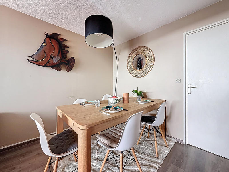 Appartement - 87 m² - 5 pièces