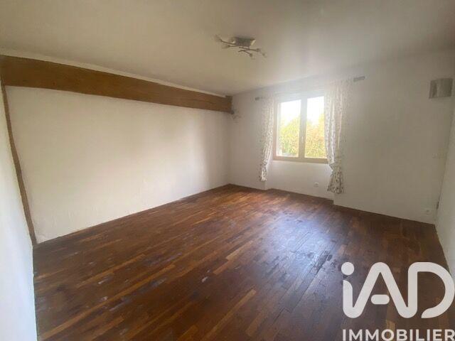 Maison - 225 m² - 6 pièces