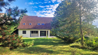 Maison - 178 m² - 8 pièces