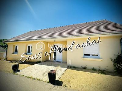 Maison traditionnelle - 135 m² - 5 pièces