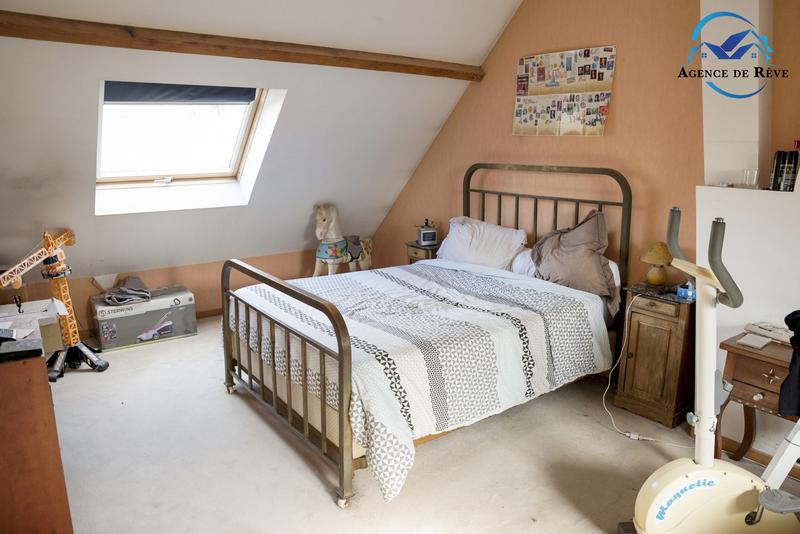 Maison - 200 m² - 6 pièces