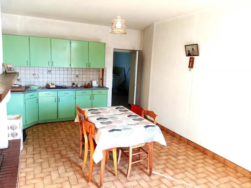 Maison - 69 m² - 6 pièces
