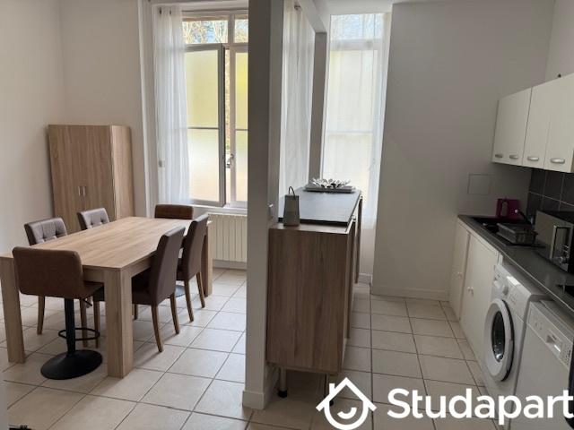 Appartement - 70 m² - 2 pièces