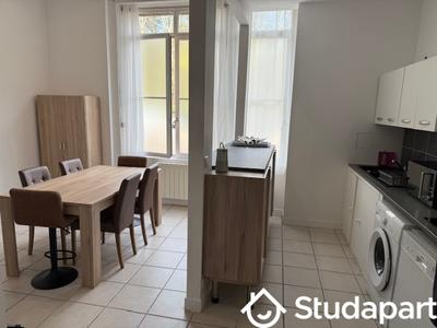 Appartement - 70 m² - 2 pièces