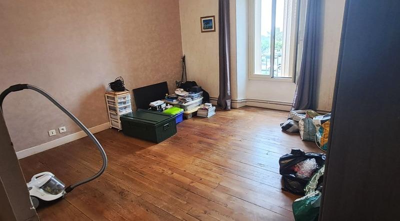 Appartement - 82 m² - 2 pièces
